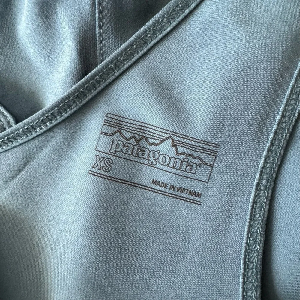 Patagonia Womens Fleetwith Romper Teal Jumpsuit XS Crossover Back Athleisure - Picture 6 of 14